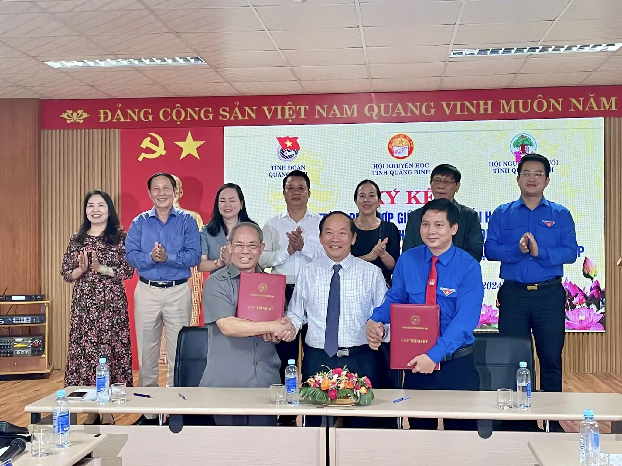 Tỉnh Đoàn và Hội Khuyến học tỉnh ký kết chương trình phối hợp giai đoạn 2024 - 2030