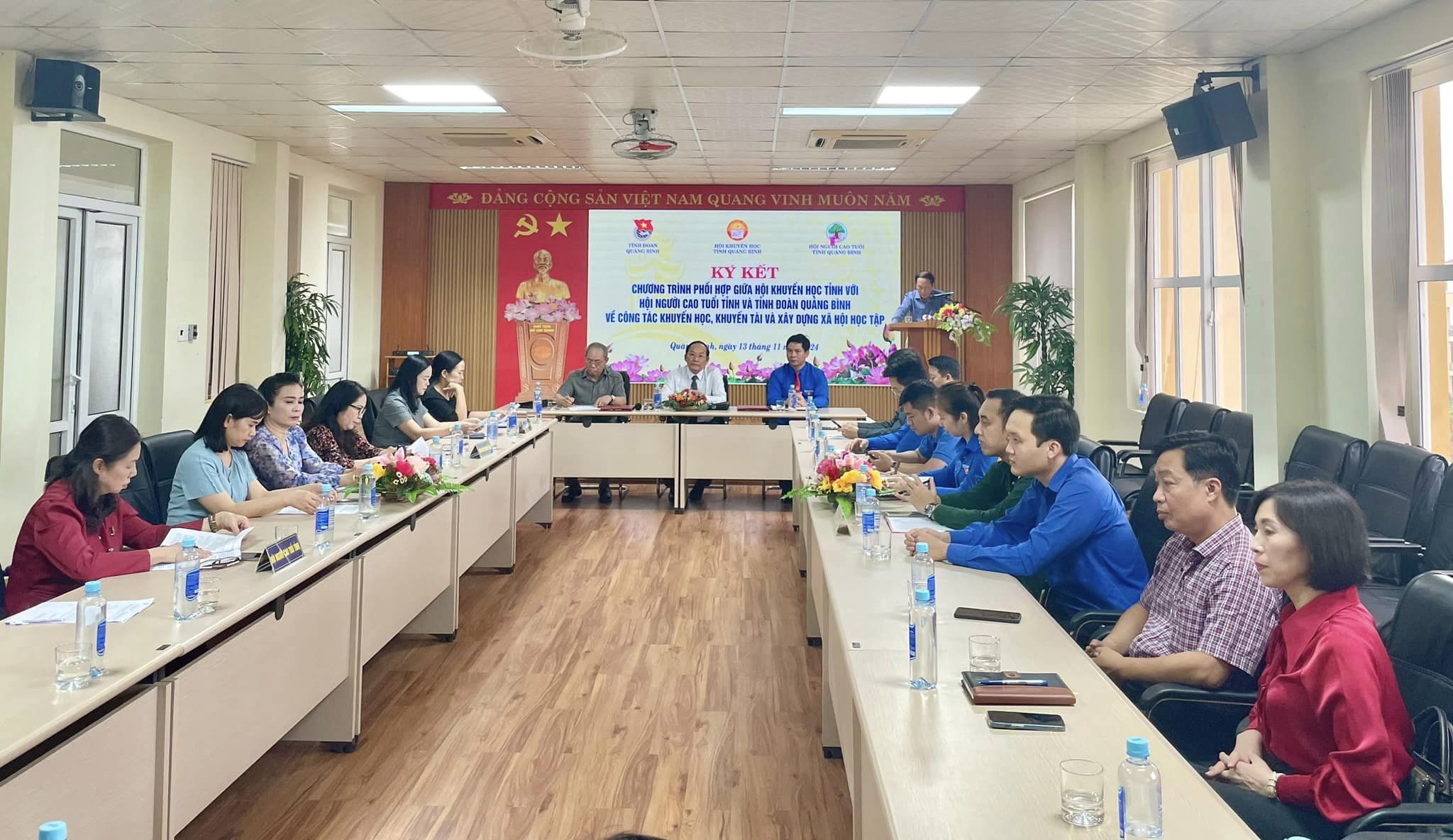 Tỉnh Đoàn và Hội Khuyến học tỉnh ký kết chương trình phối hợp giai đoạn 2024 - 2030